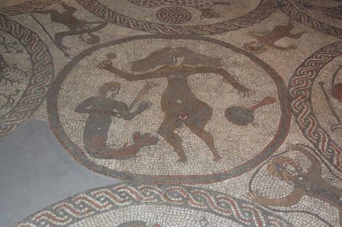 1972.49 (image/jpeg)